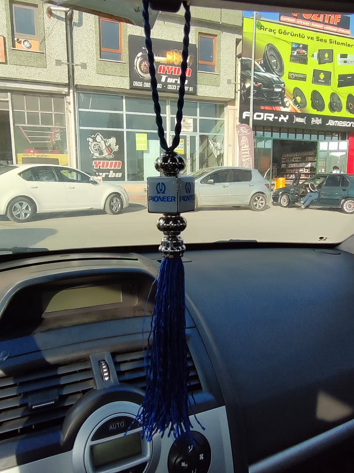 Egzoz Püskülü Dikiz Ayna Püskülü Mavi Pione