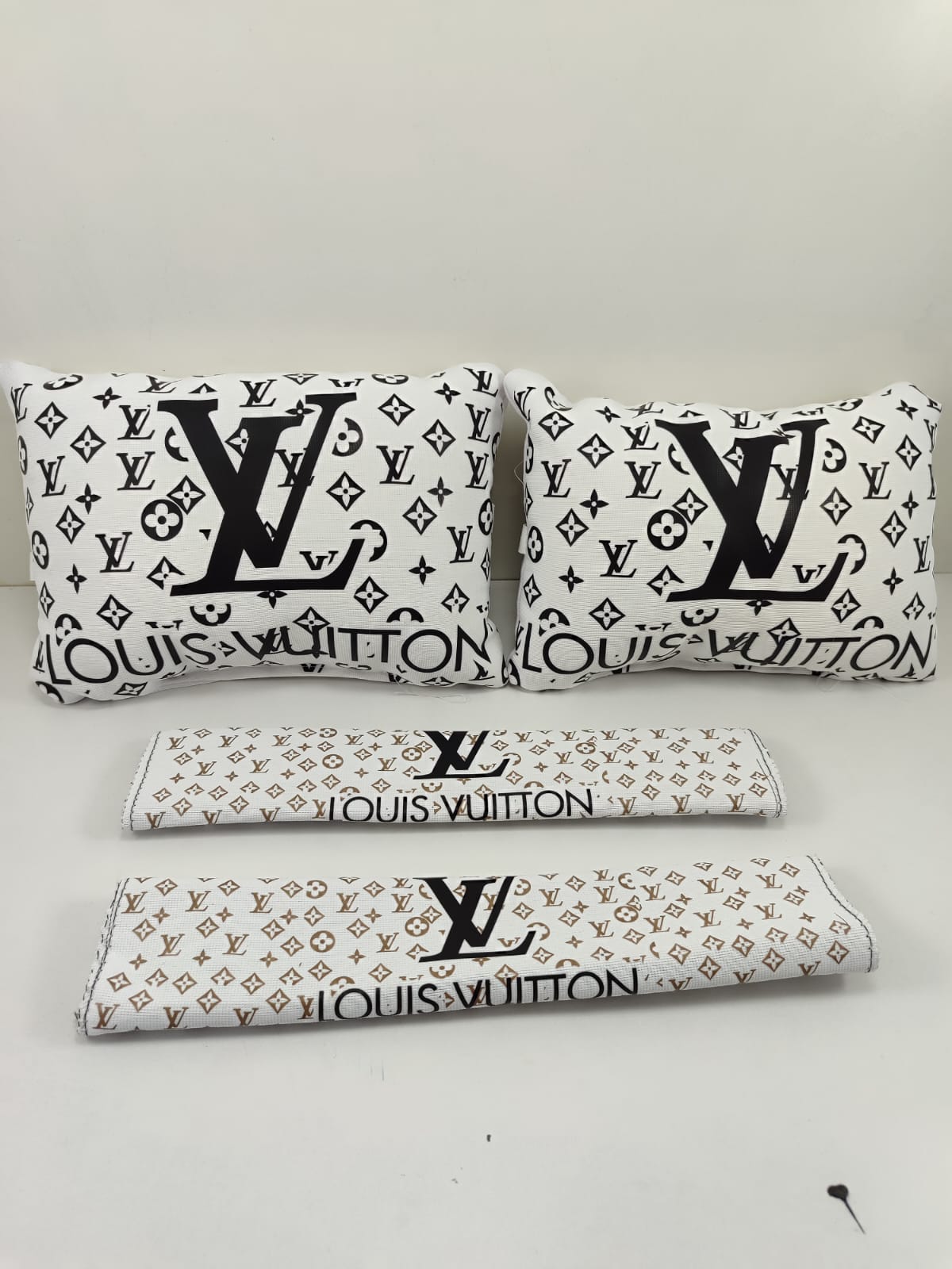 TKY Lv Boyun Yastığı Emniyet Kemer Pedi Seti Beyaz